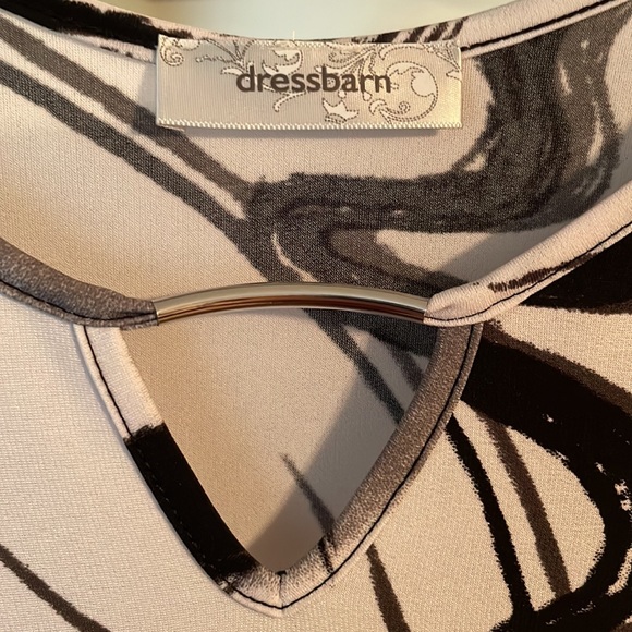 Dressbarn Blouse w/Butterfly Sleeves - Picture 3 of 7